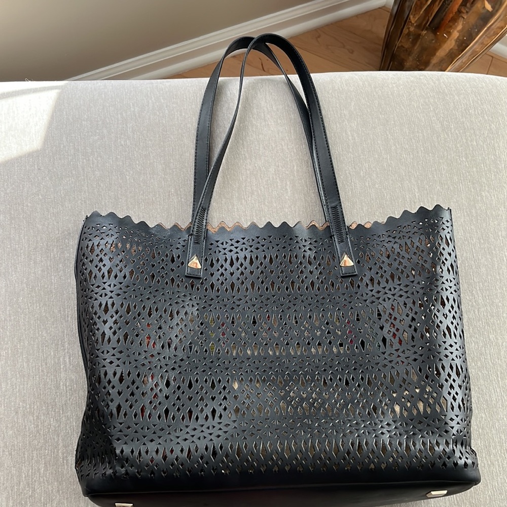 Stella dot black Avalon tote